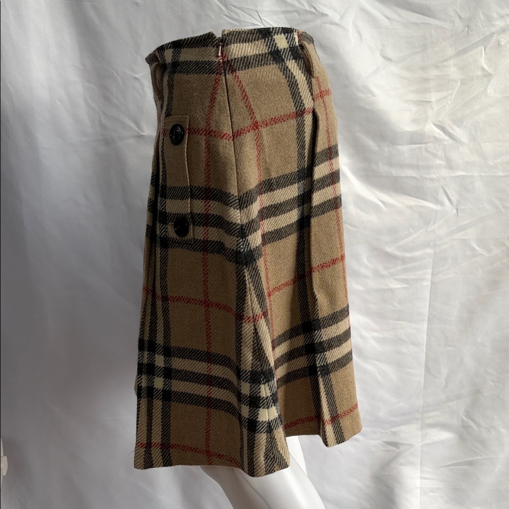Burberry London Tan Plaid A-Line Skirt – Size US 6 - Picture 3 of 7